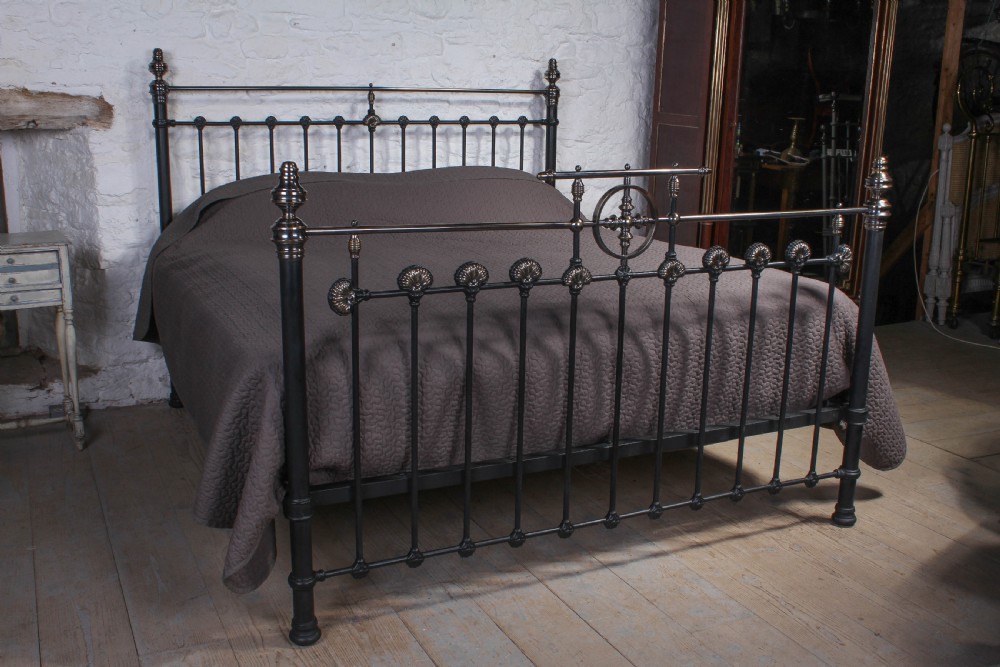 Fabulous super king size 6Ft Victorian brass and iron bed