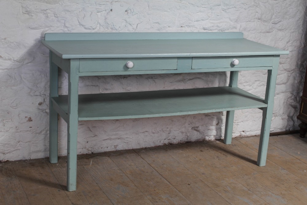 Very nice simple painted side table