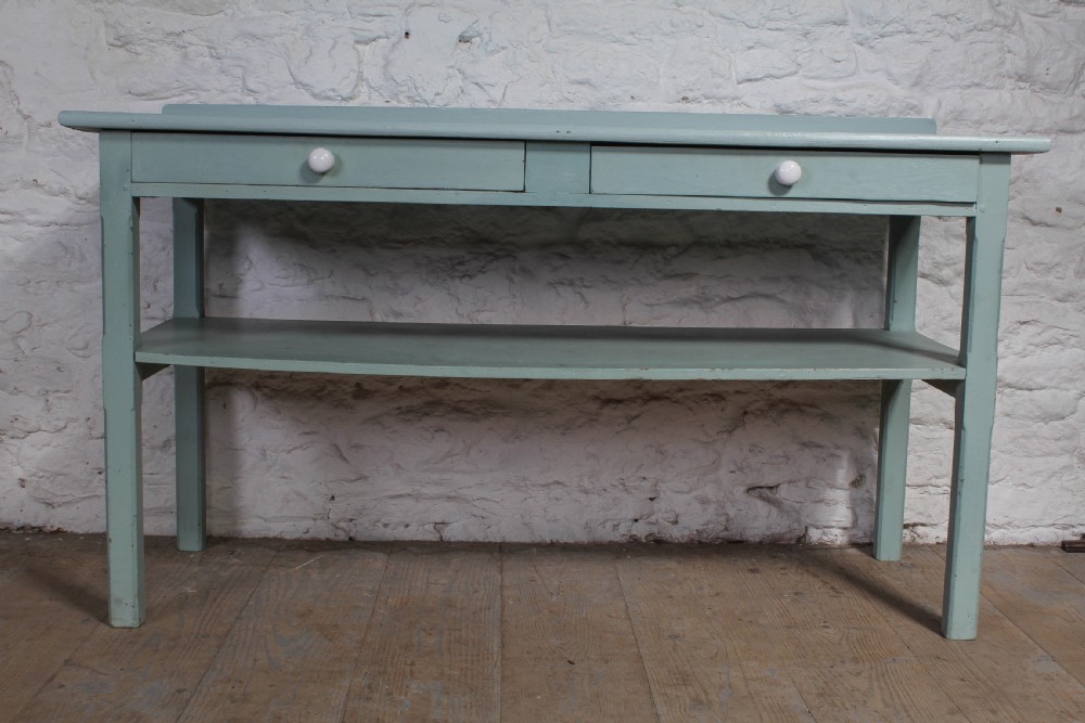 Very nice simple painted side table View III
