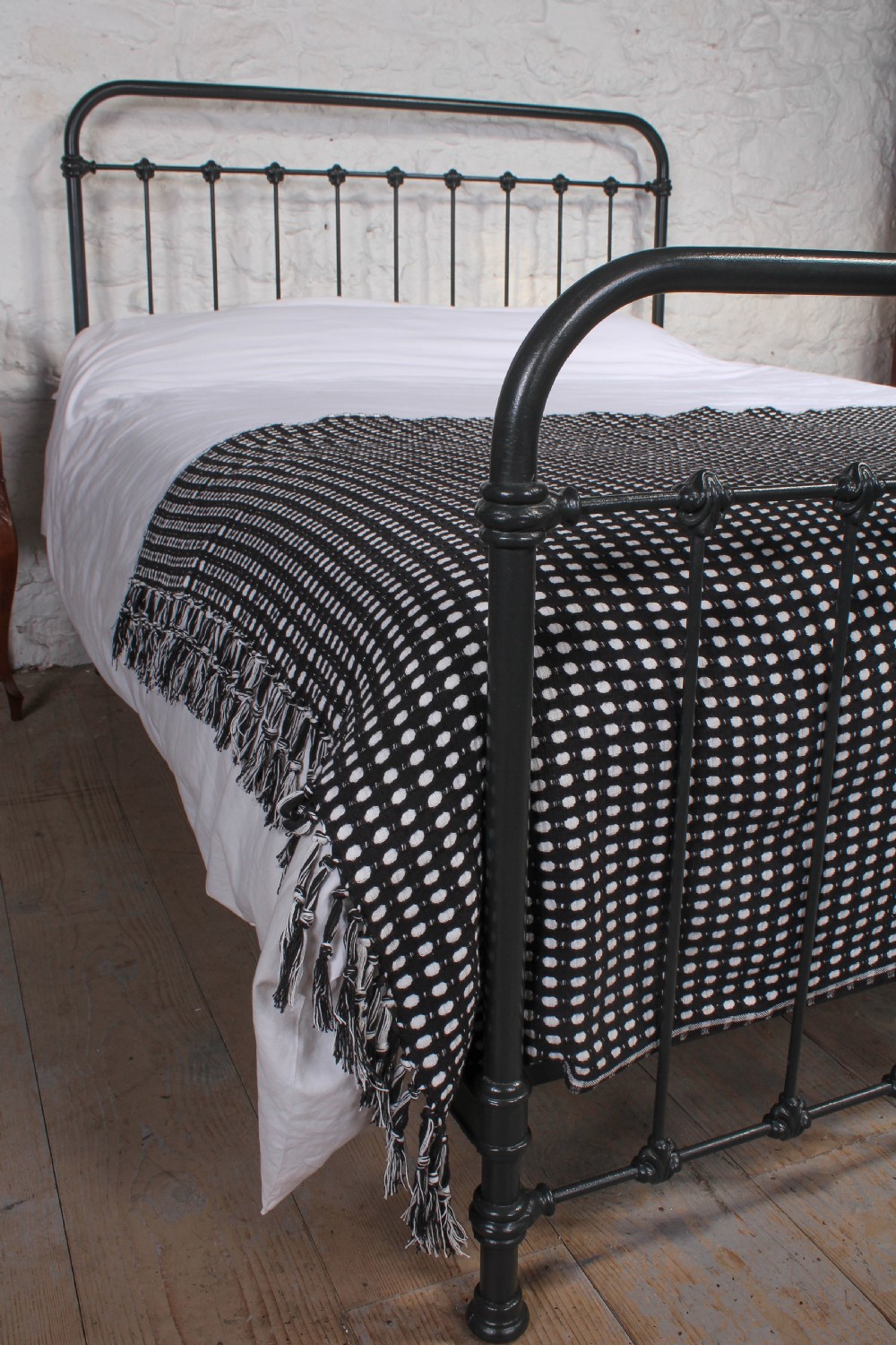 Pleasingly simple French all iron king size 5Ft bed  View VII