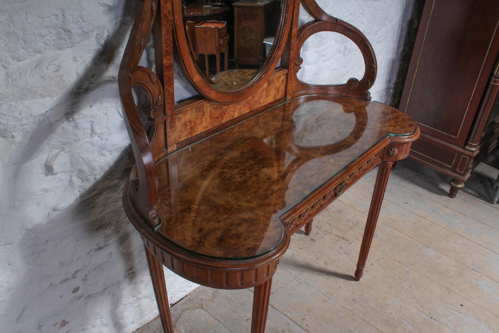 Elegant French burr walnut dressing table View II