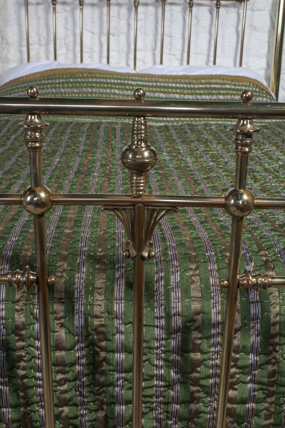 Handsome Victorian all brass kingsize bed View IV