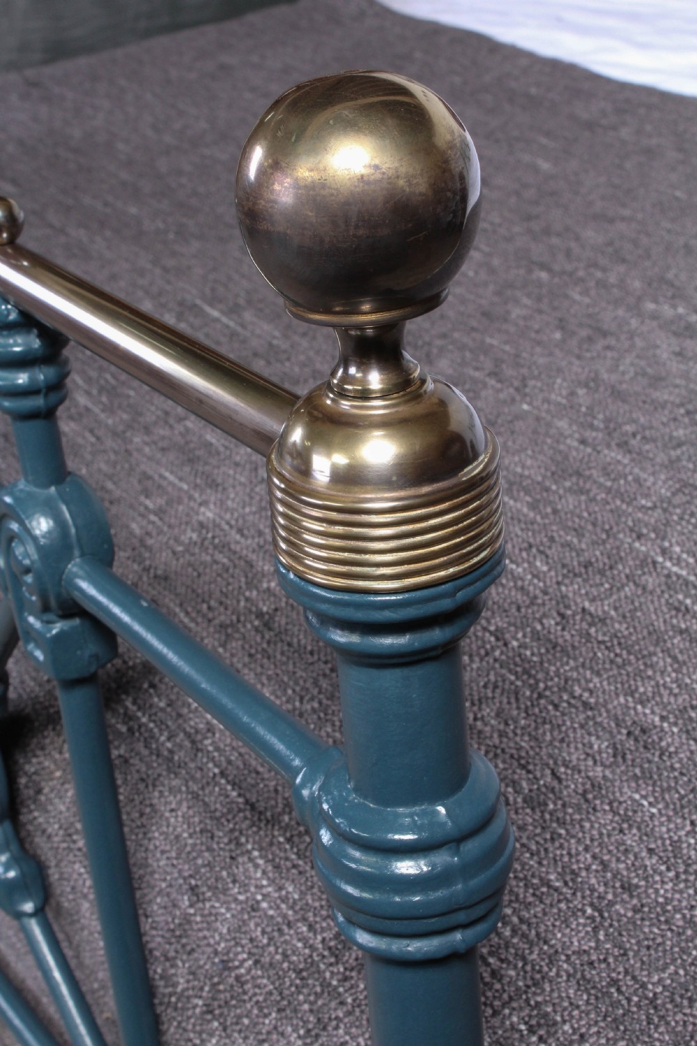 Individual and handsome classic Victorian 5Ft king size bed View XII