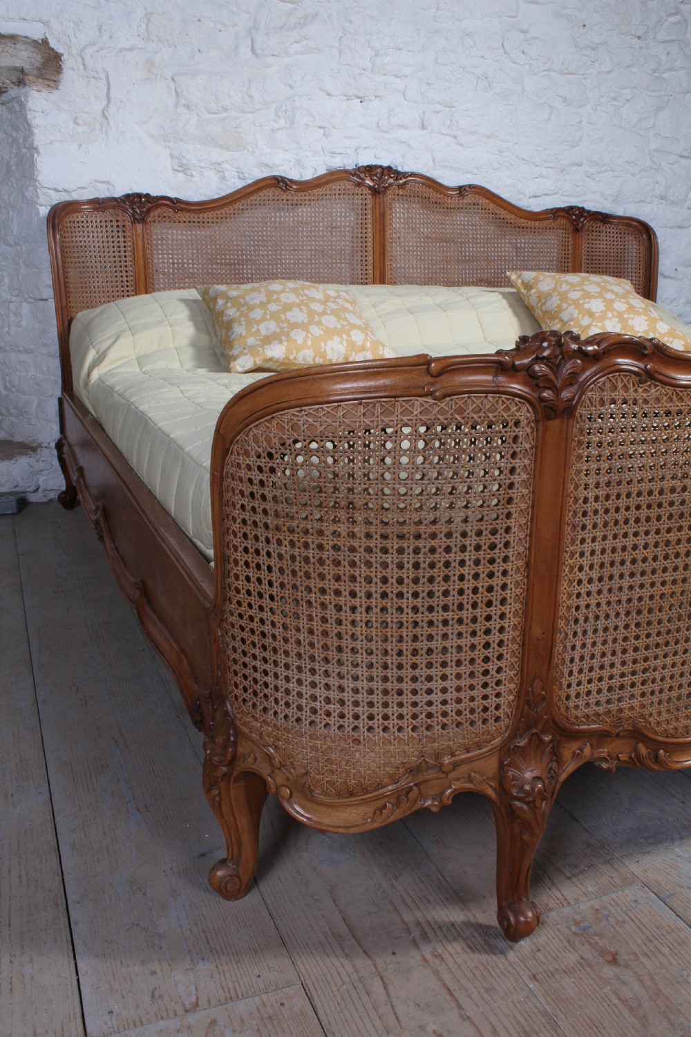 Super big  corbeille caned Bergere bed View VI
