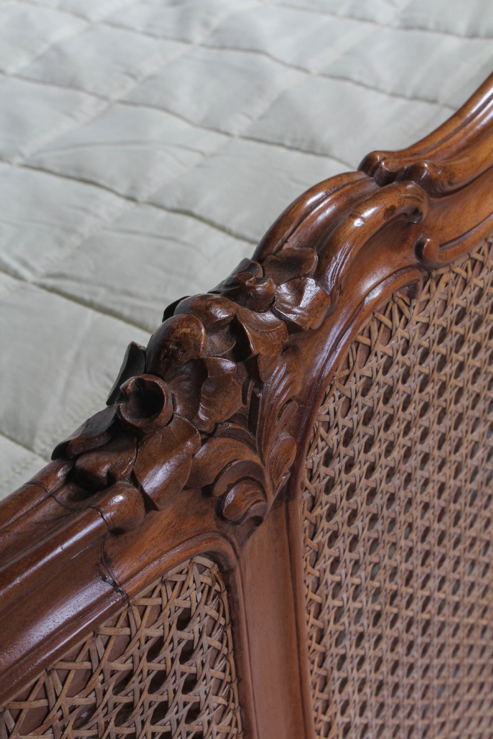 Super big  corbeille caned Bergere bed View VII