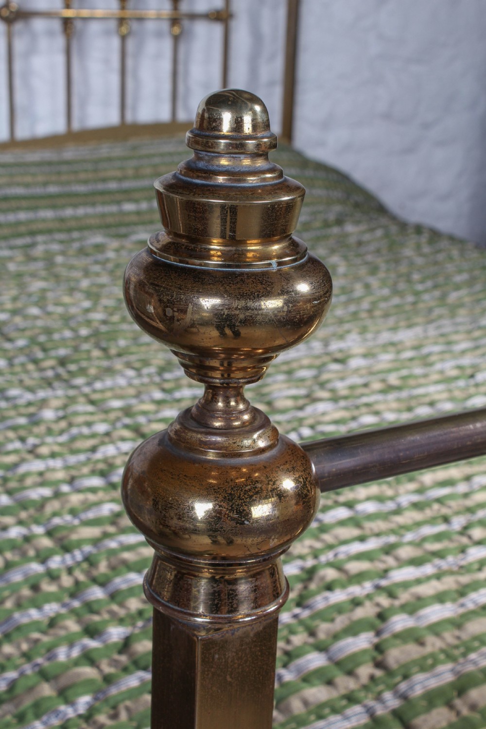 King size All brass bed by F. Andrews of Birmingham View IV