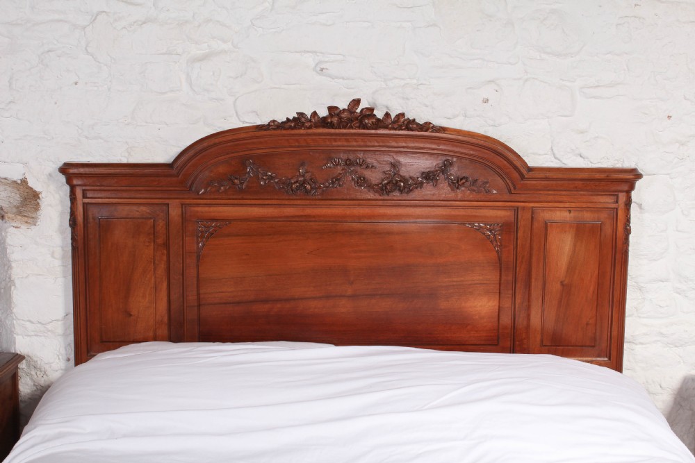 Beautiful carved solid cherry king size bed View IV