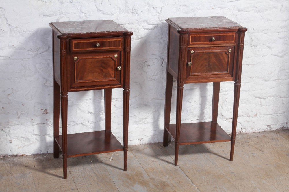 Lovely pair of Flame mahogany bedside cabinets