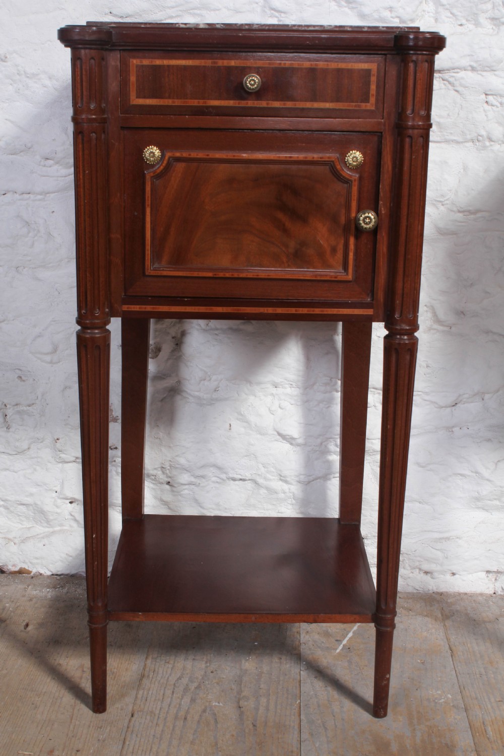 Lovely pair of Flame mahogany bedside cabinets View VI