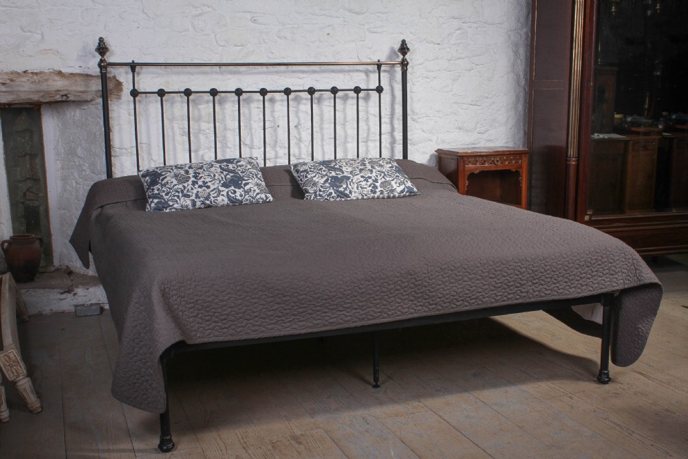 Super king size 6Ft classic Victorian brass and iron no end bed  View II