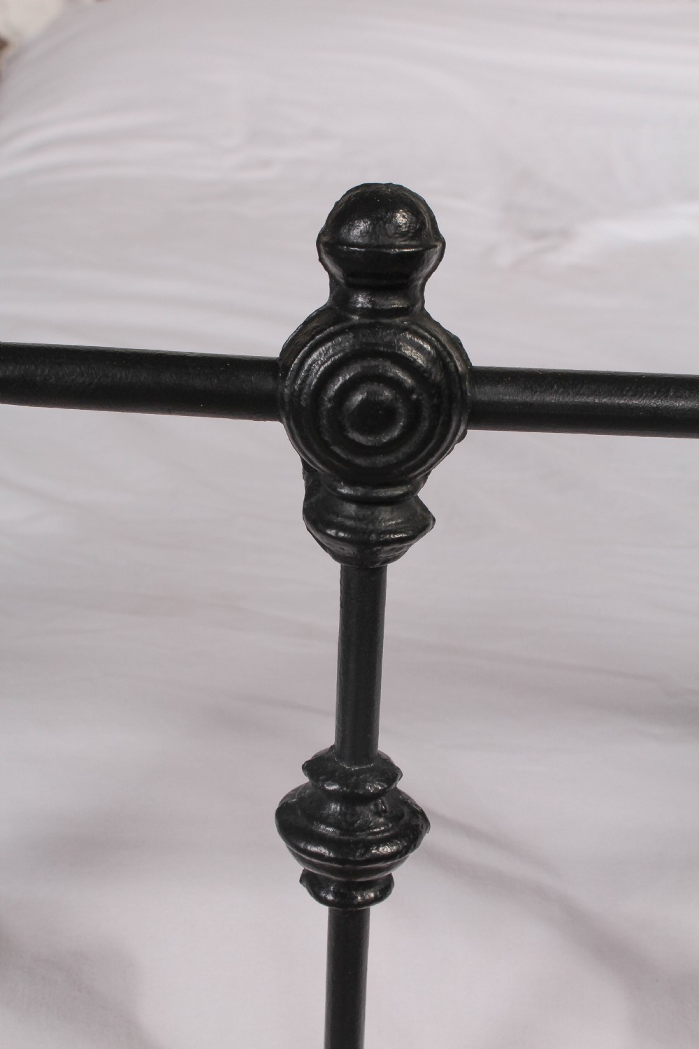 Stunning early Victorian brass and iron double bed View VI