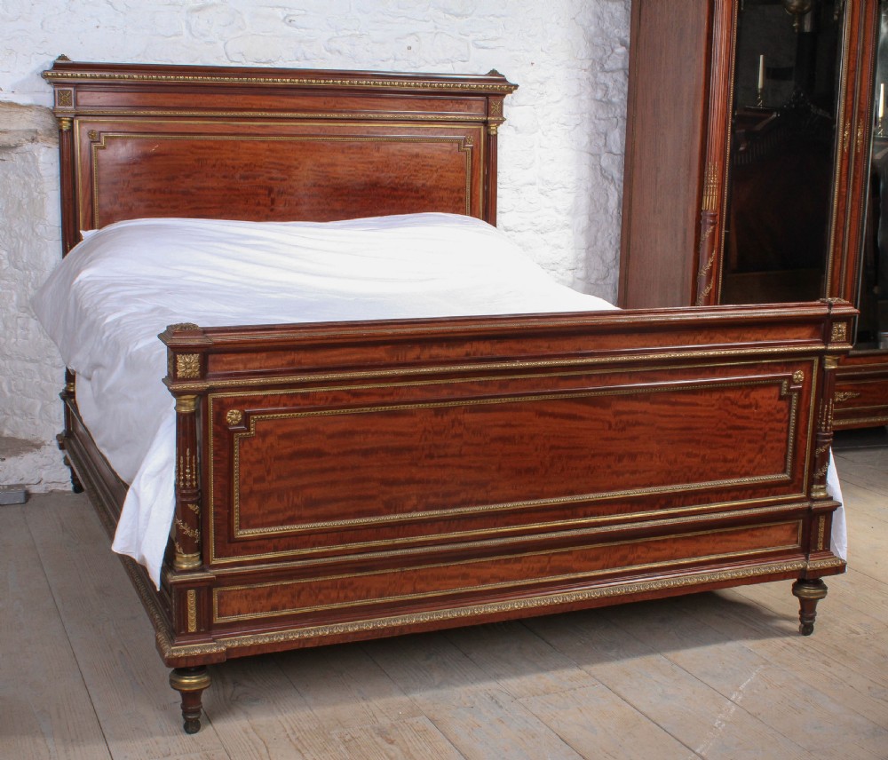 Spectacular Maison Krieger king size bed
