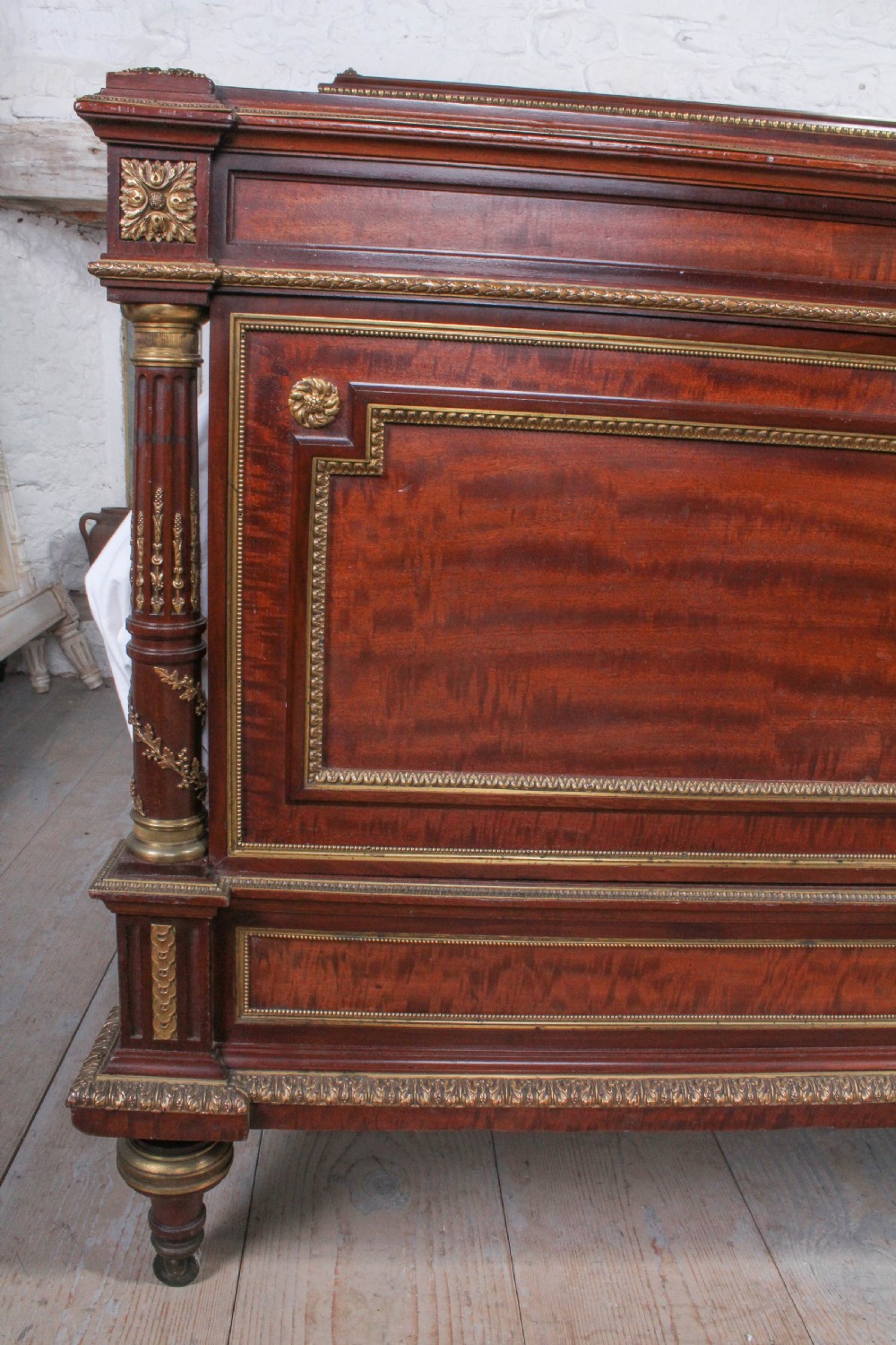 Spectacular Maison Krieger king size bed View VIII