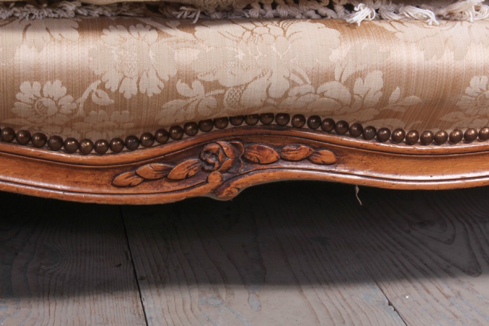 Pretty French lit bateau upholstered day bed View IV