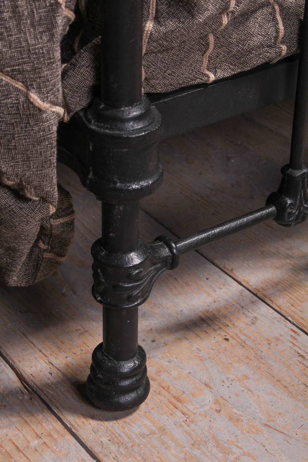 Lovely pair of black and aged brass single beds View VI