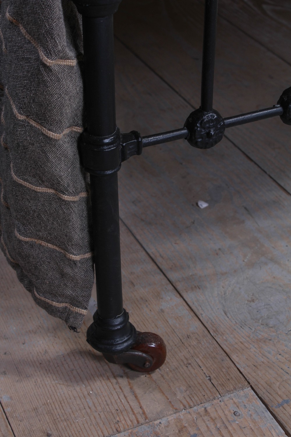 Pretty and unusual single brass and iron bed View V