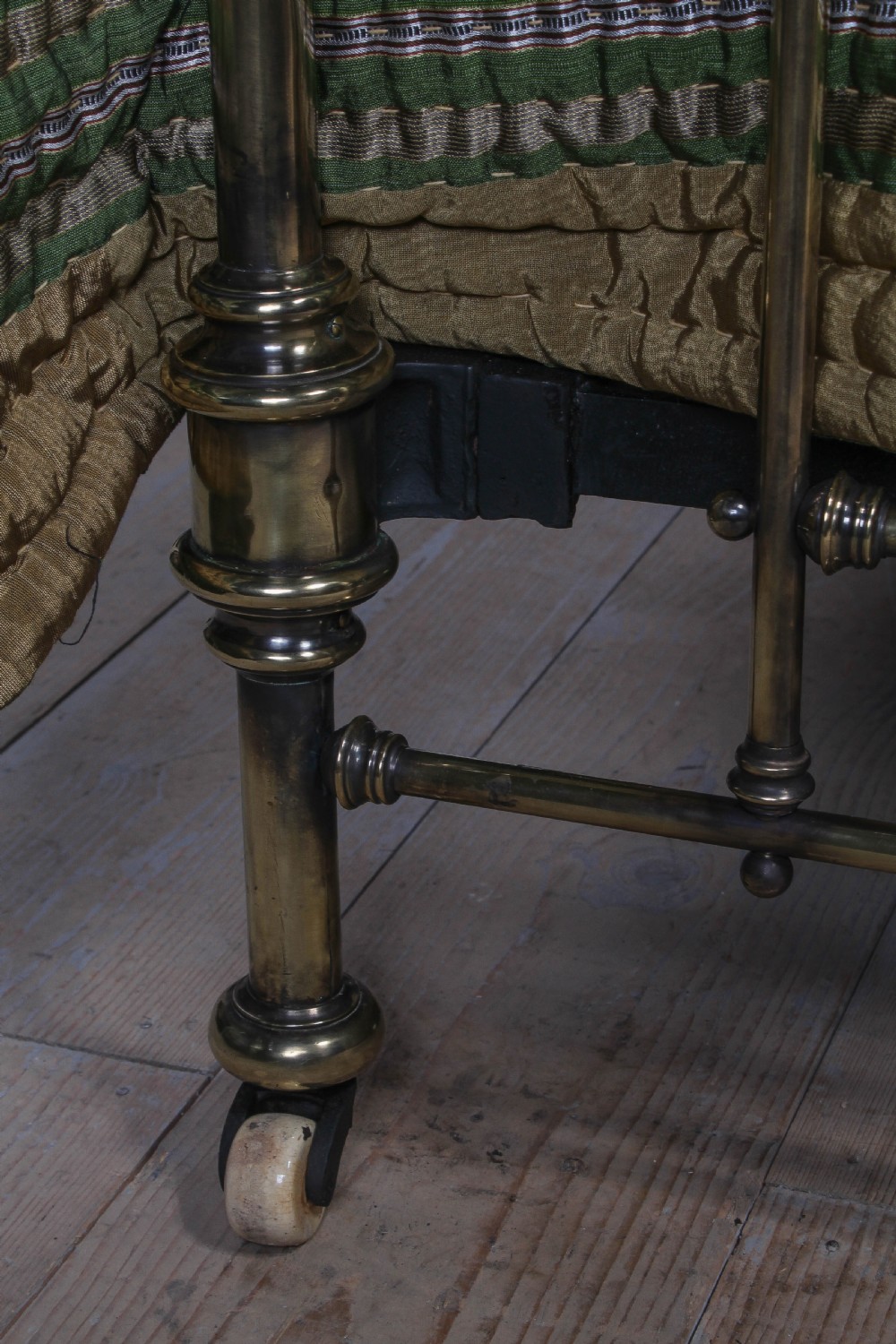 Elegant Victorian aged brass king size bed View IV