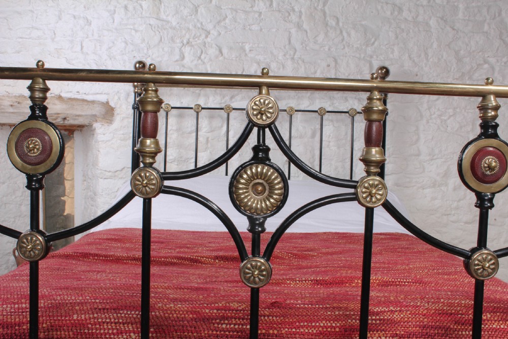 Rare Classic Victorian decorative double  bed View IV