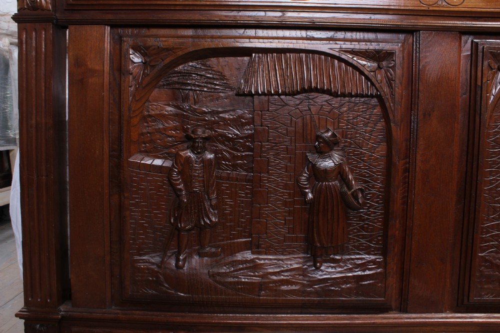 Lovely carved oak Bretton double marriage bed View IV