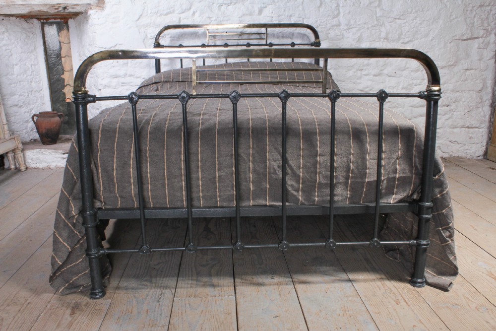 Individual Queen size Spanish brass and iron bed View II