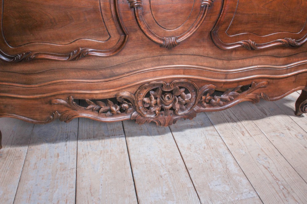 Solid walnut  Rococo kingsize bed with bedsides View V