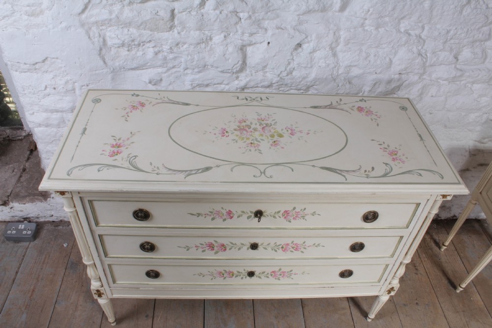 Pretty in pink pair of French newly upholstered single beds View XI