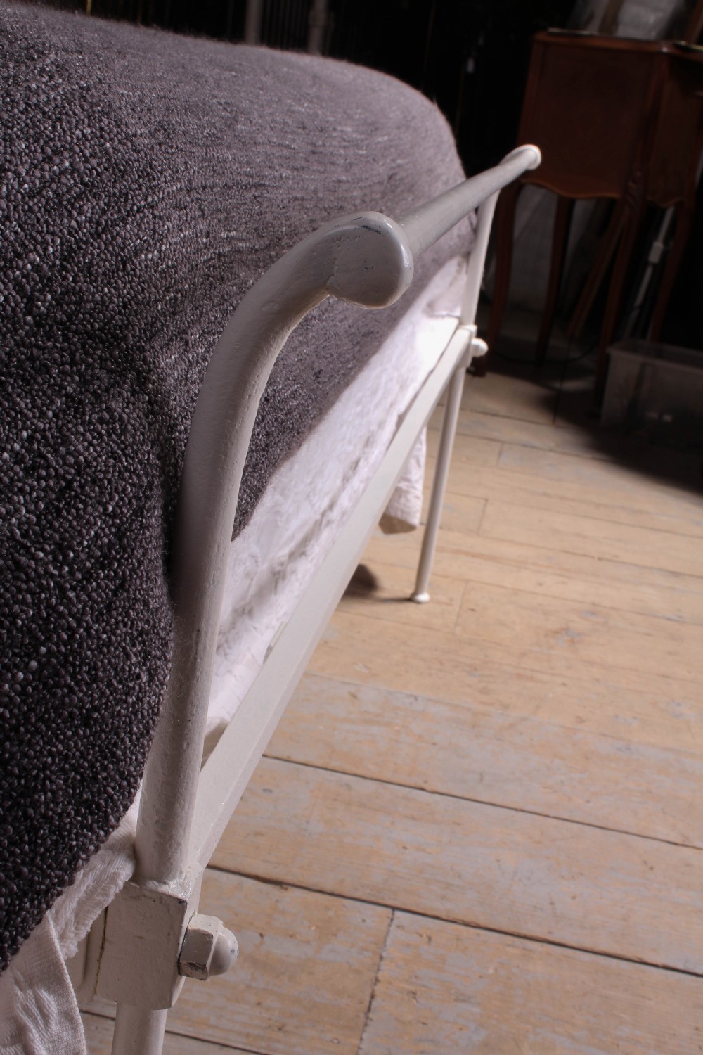 Pretty forged iron low end bed View IV