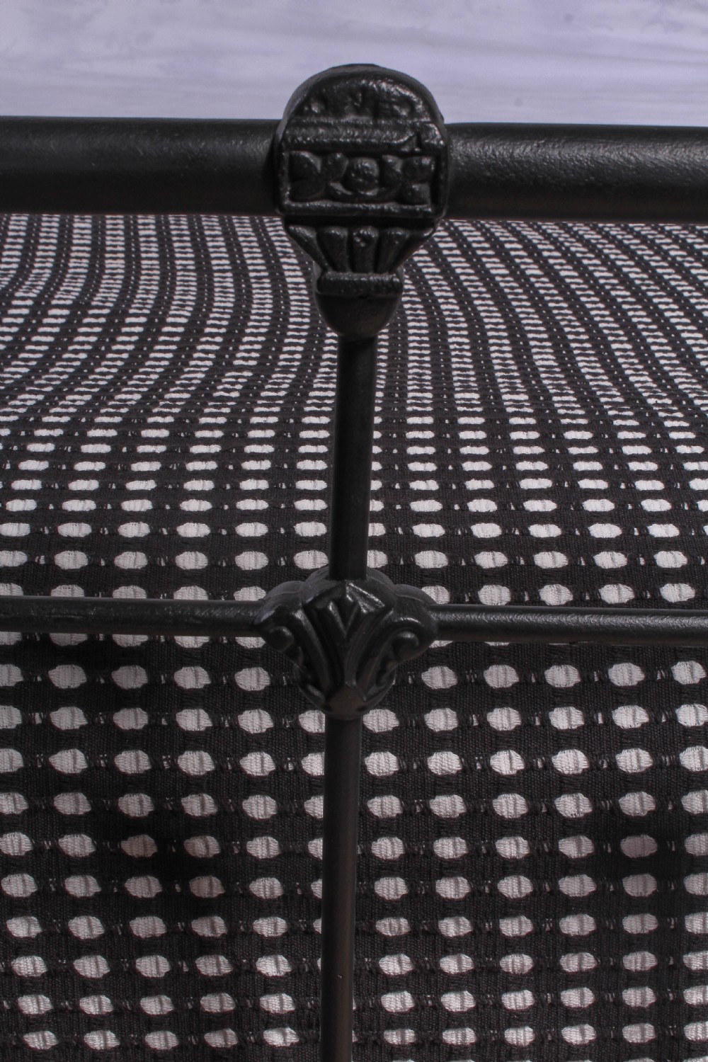 Lovely simple Victorian fashionable all iron double bed View III