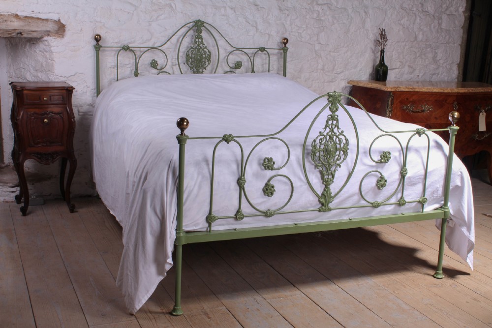 Pretty early Victorian iron king size bed View VII