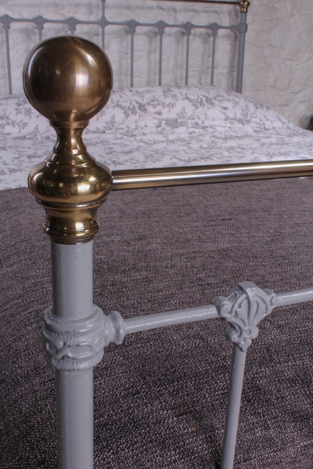 King size Classic Victorian grey and brass bed View II