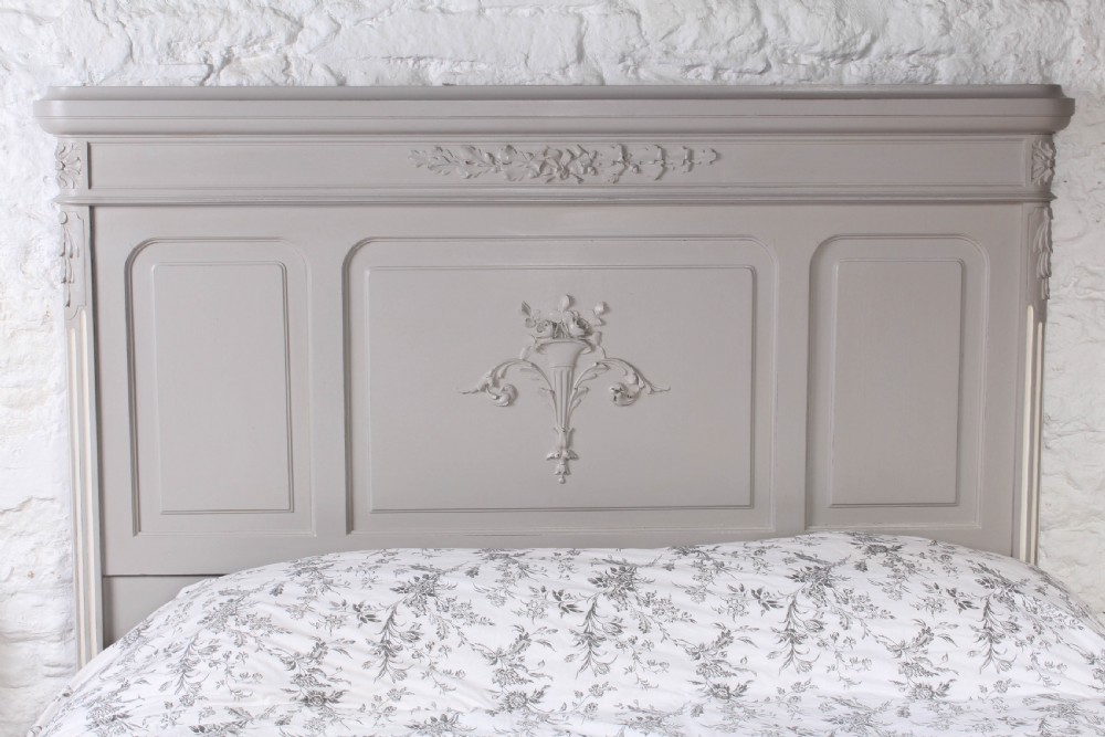 Attractive European Kingsize French painted bed View III