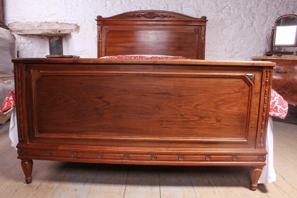 Simple solid walnut French king size bed  View IV