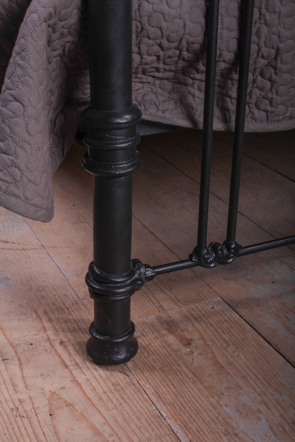 Individual Art Nouveau detail 6Ft super kingsize black and brass bed View III