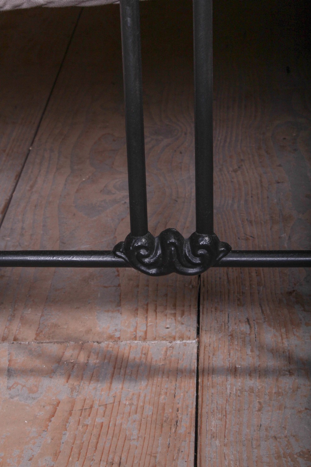 Individual Art Nouveau detail 6Ft super kingsize black and brass bed View VIII