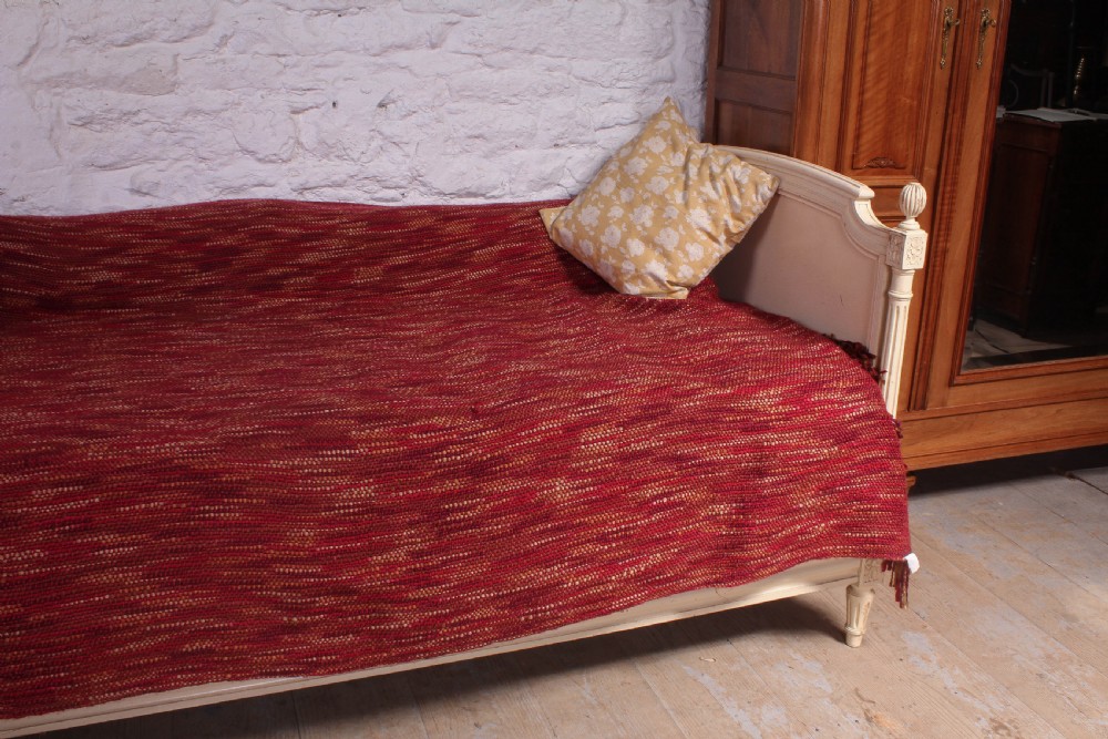 Pretty original painted French day bed with base View III