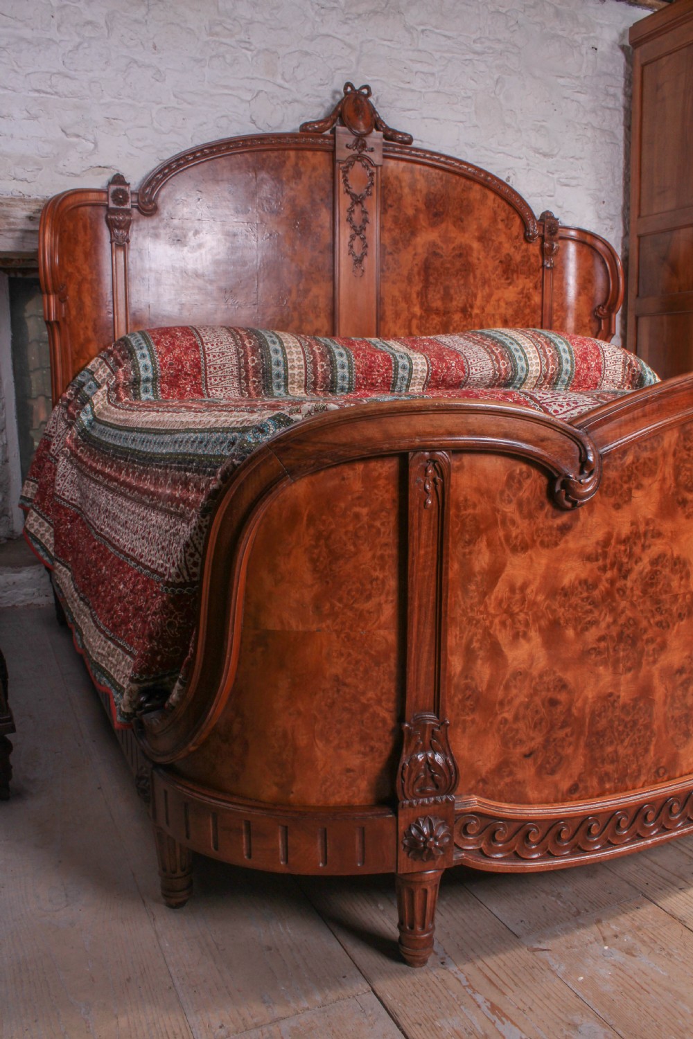 Rare fabulous double corbeille burr walnut Emperor size bed View VI