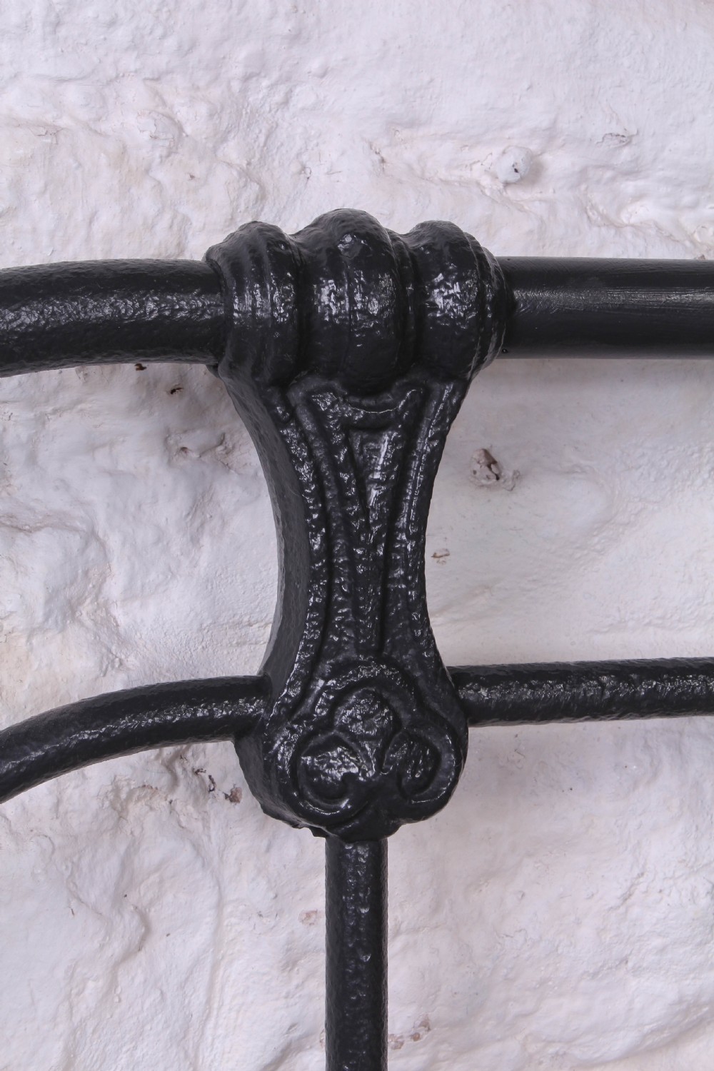 Pleasingly simple all iron king size bed View III