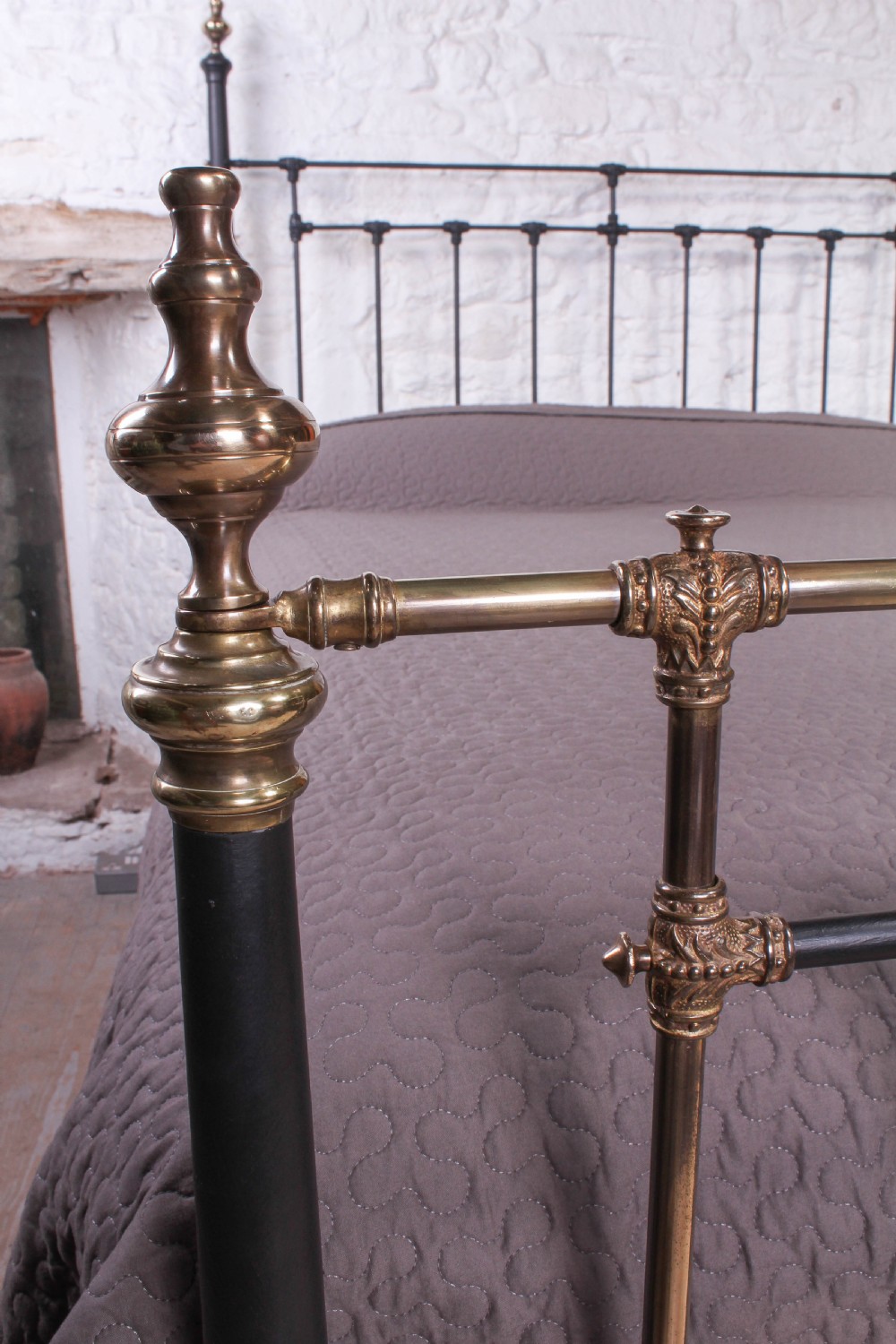 Elegant and stunning king size Winfield bed View II