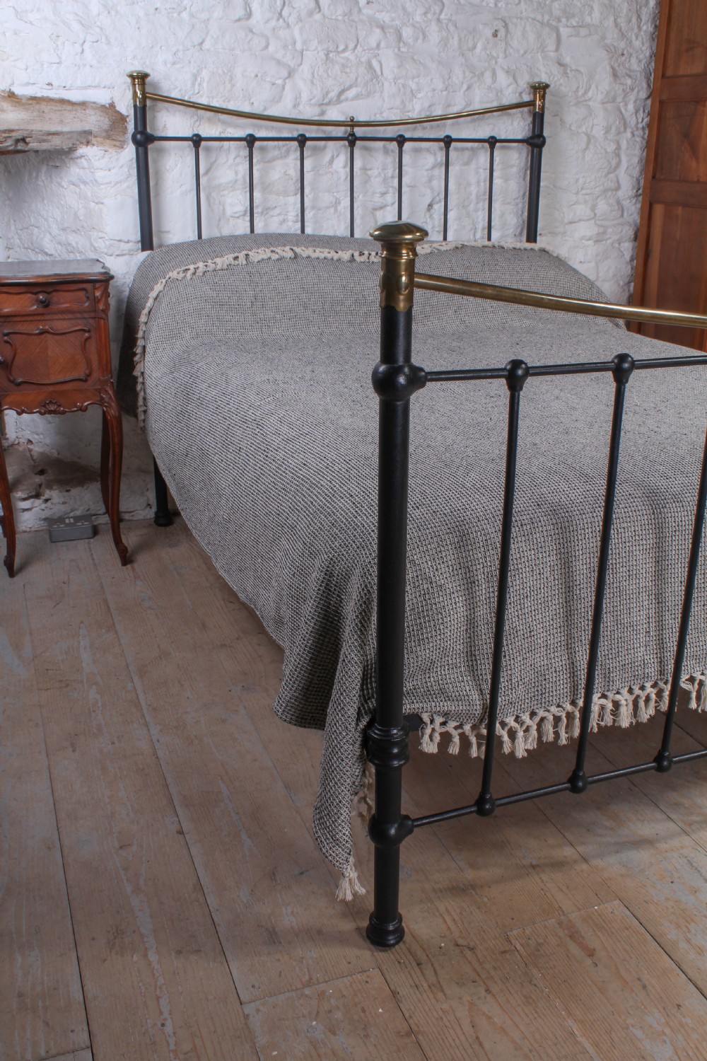 Attractive Edwardian dip rail brass and iron double bed  View VII