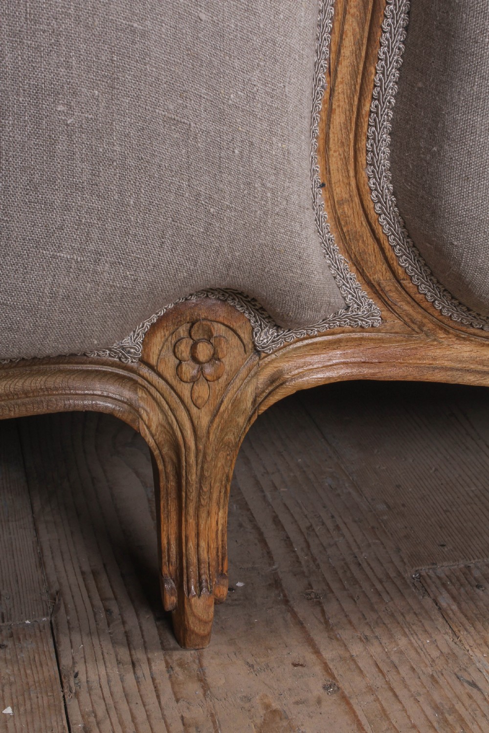 Fabulous newly upholstered  6Ft super king size demi corbeille  View III