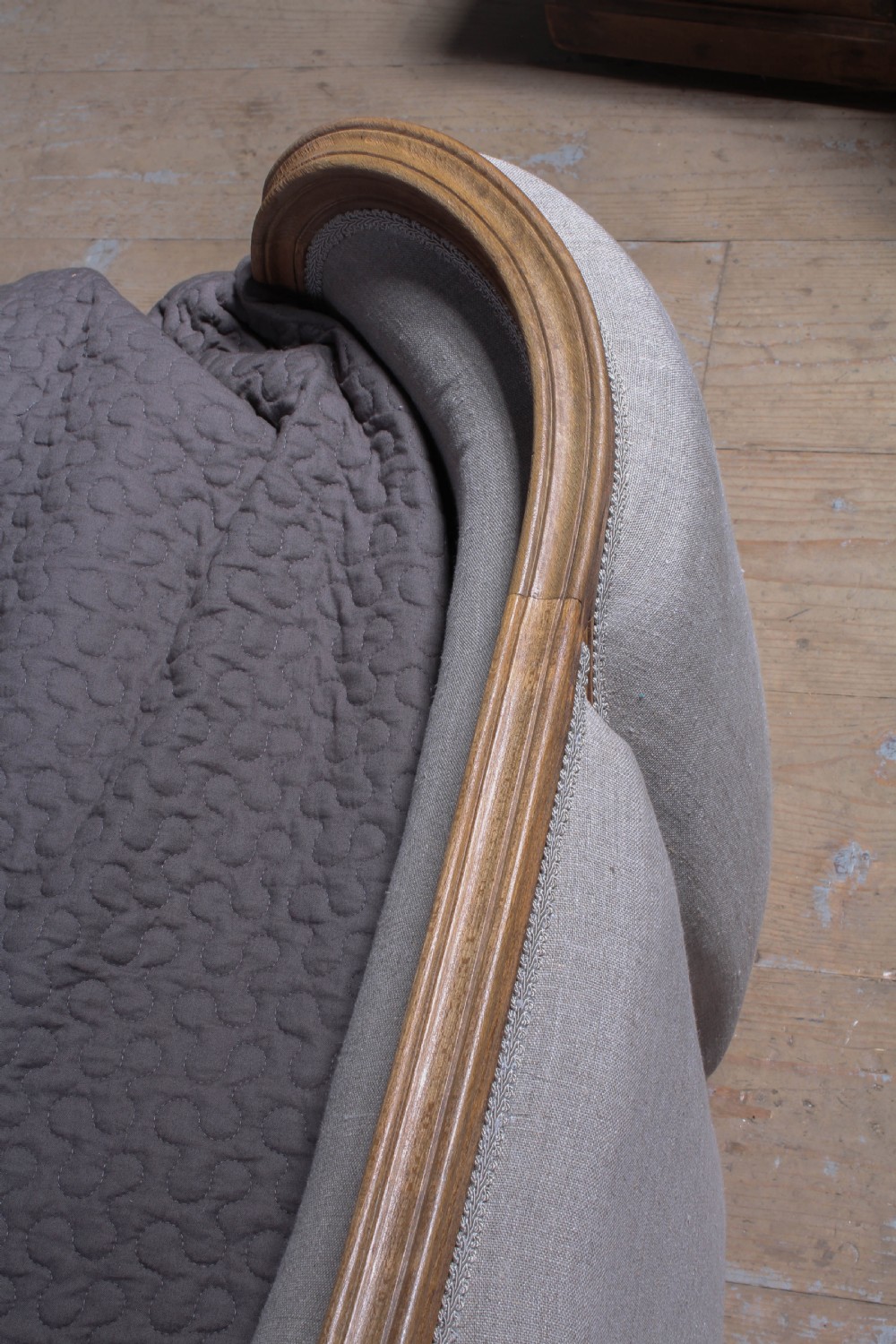 Fabulous newly upholstered  6Ft super king size demi corbeille  View VII