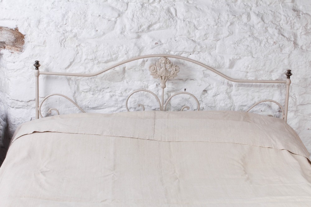Pretty forged iron double bed View II