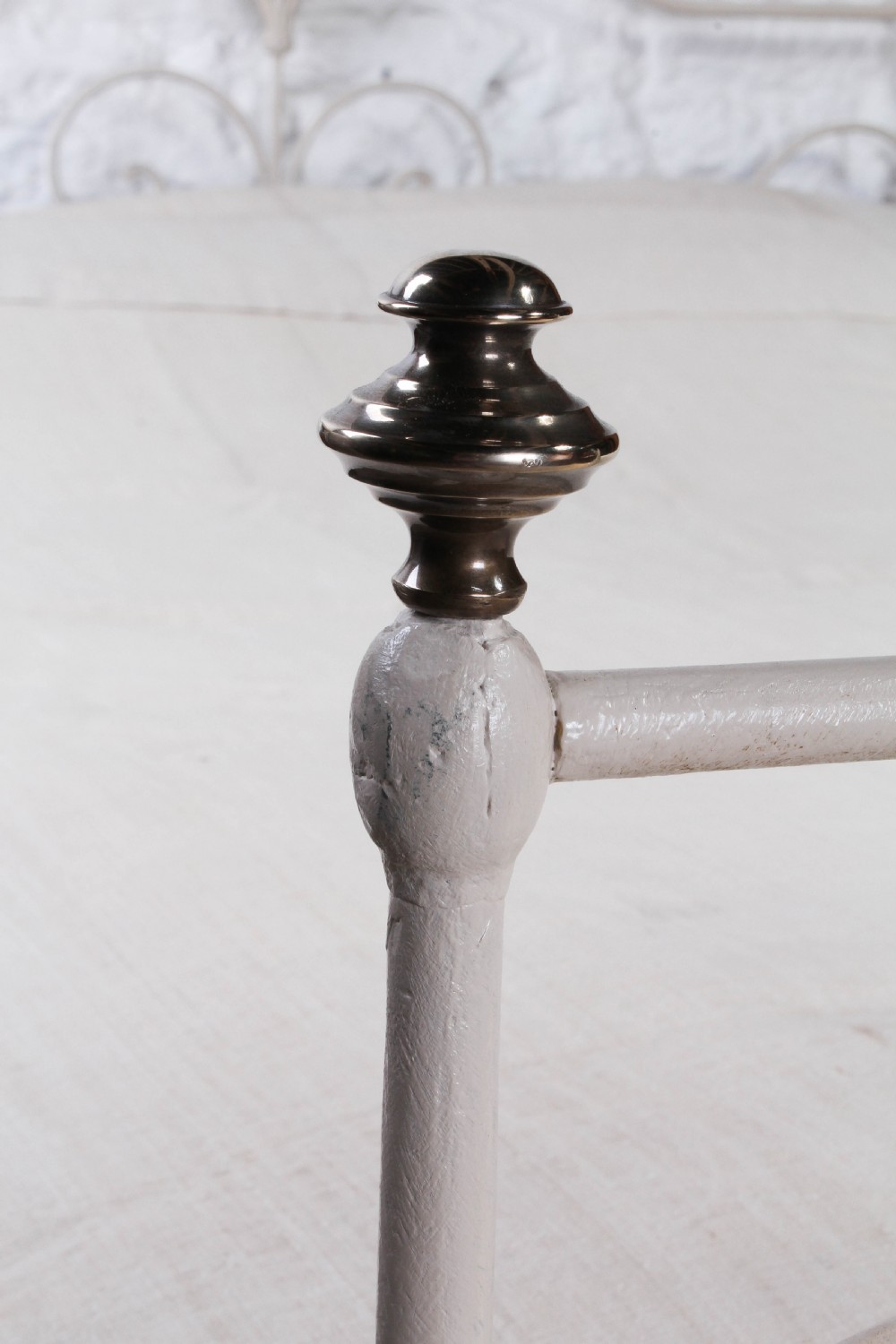 Pretty forged iron double bed View IV
