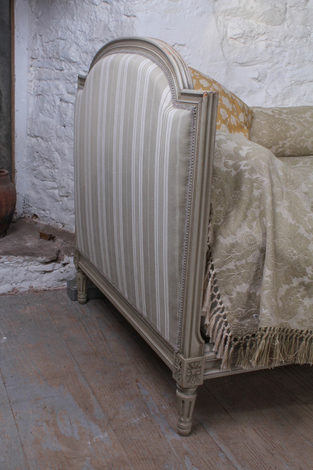 Very attractive French upholstered day bed View II