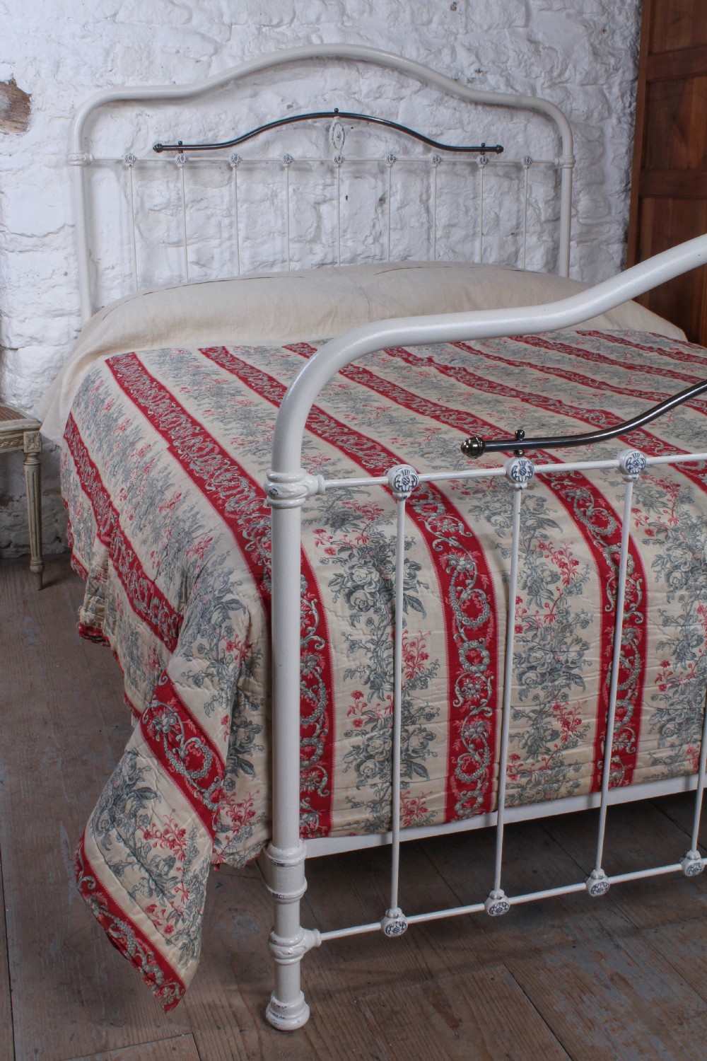 Lovely French 5Ft king size iron and brass bed  View IX