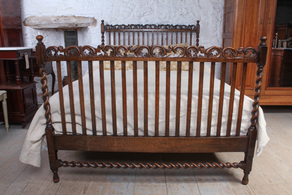 Unusual Edwardian oak double bed with barley twist posts View VI