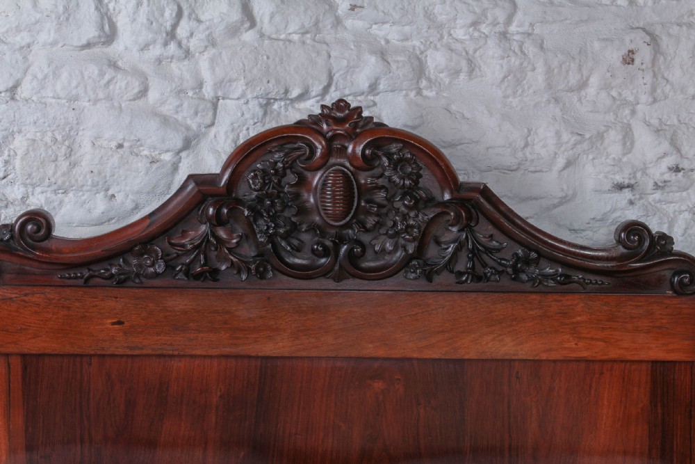 Spectacular Rosewood carved double bed View VIII