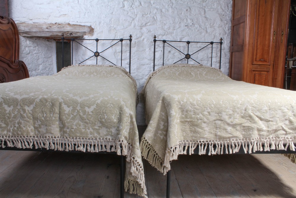Nice pair of single Victorian  no end beds (can be joined) View VII