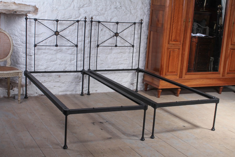 Nice pair of single Victorian  no end beds (can be joined) View VIII