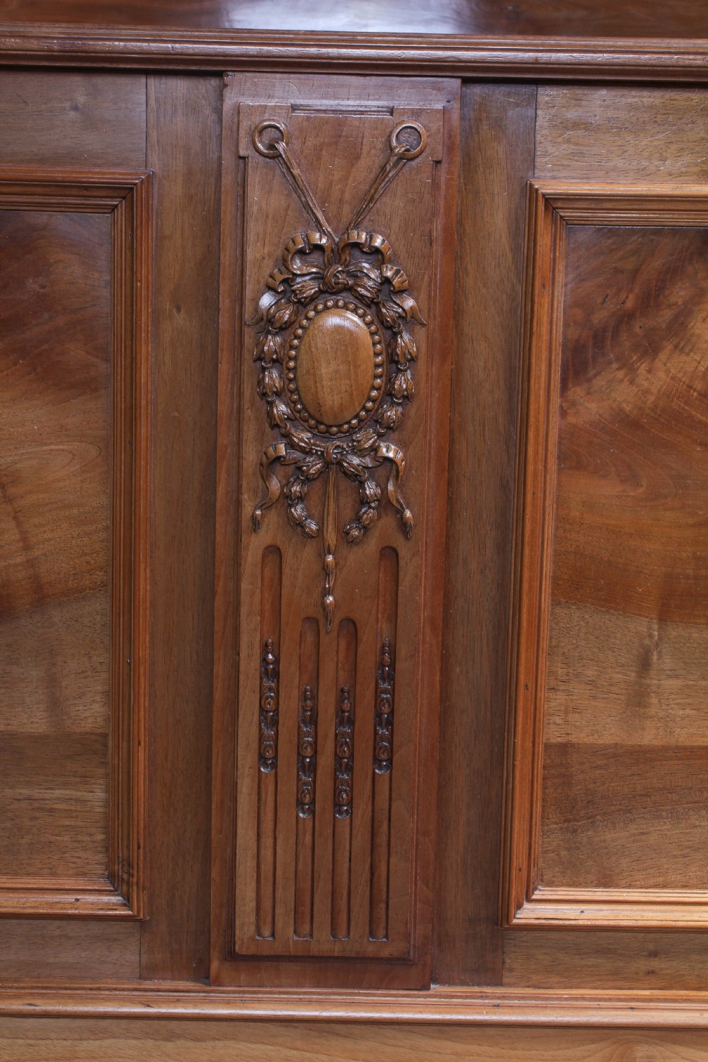 Solid cherry king size bed (matching armoire separate) View VIII